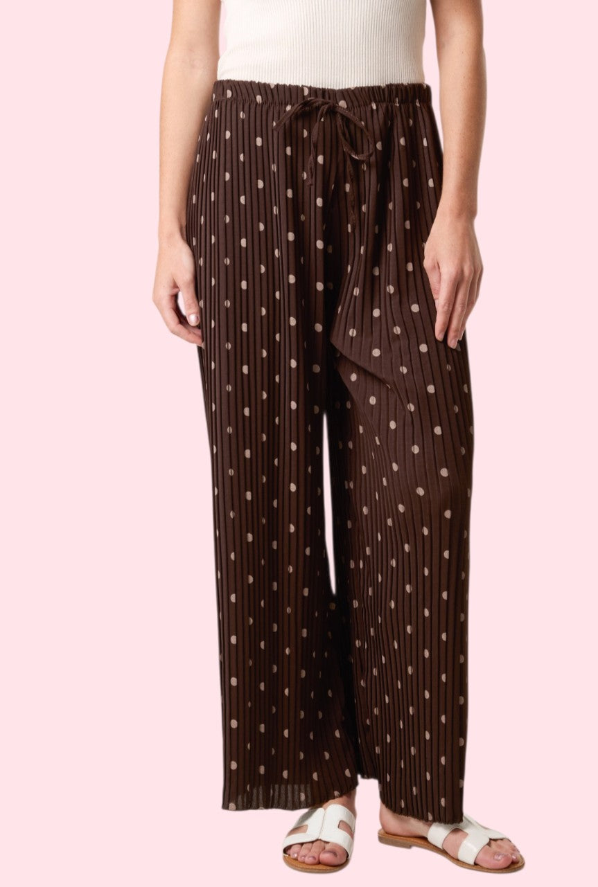 Polka dot pleat trousers in chocolate